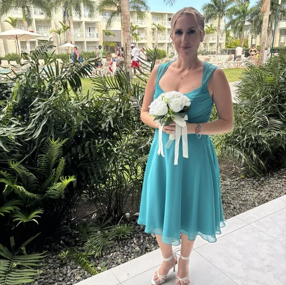 Azazie Jade Midi Dress - Picture 4 of 6